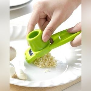 1pc Multifunctional Grinder, Shredder or Press…New…Color: Green